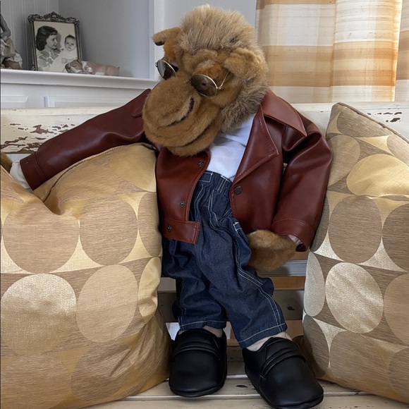 Joe Camel Puppet - Picture 2 of 16